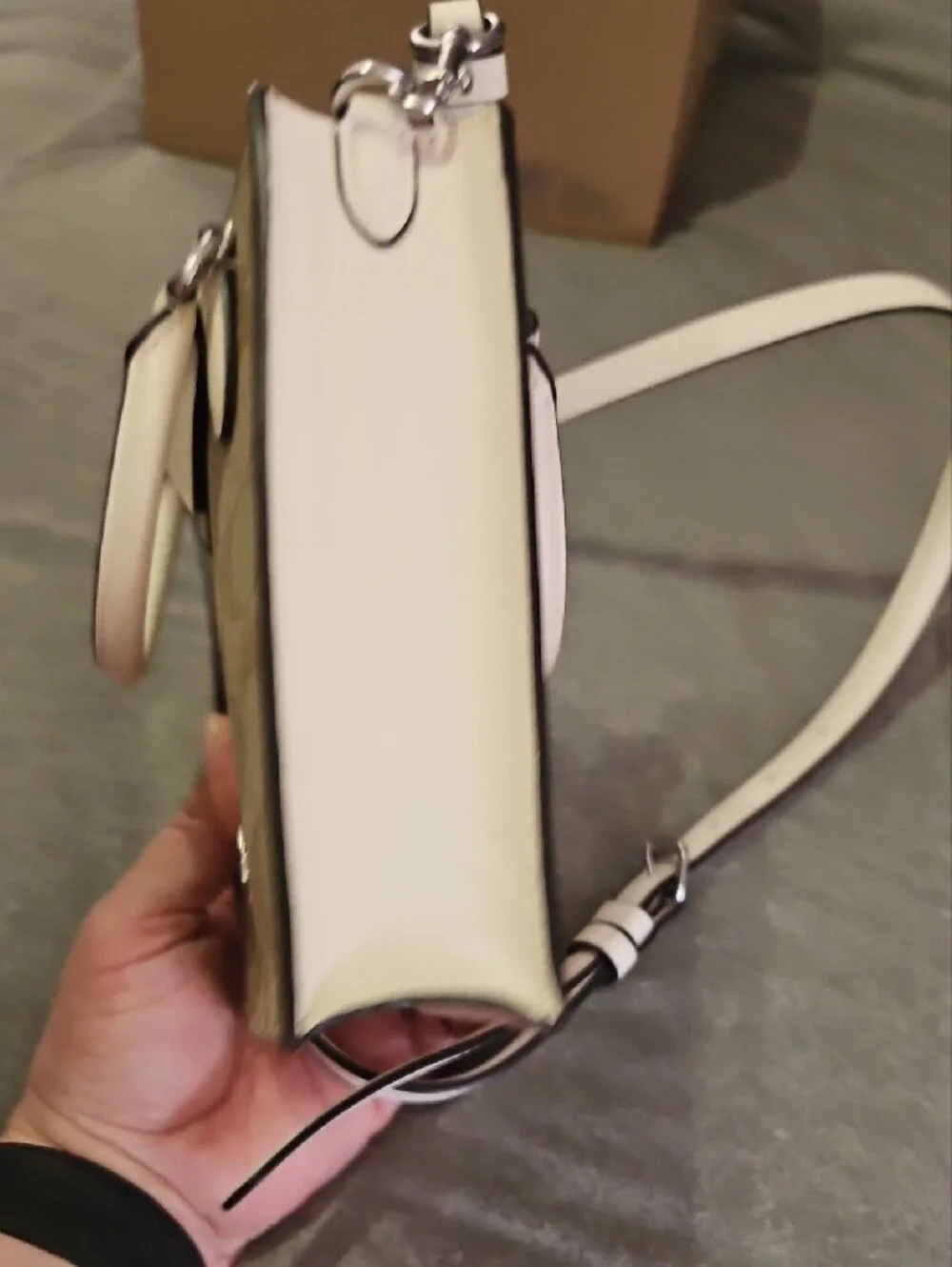 Coach Beige Signature Canvas Mini Crossbody with White Trim NWOT - Picture 9 of 10